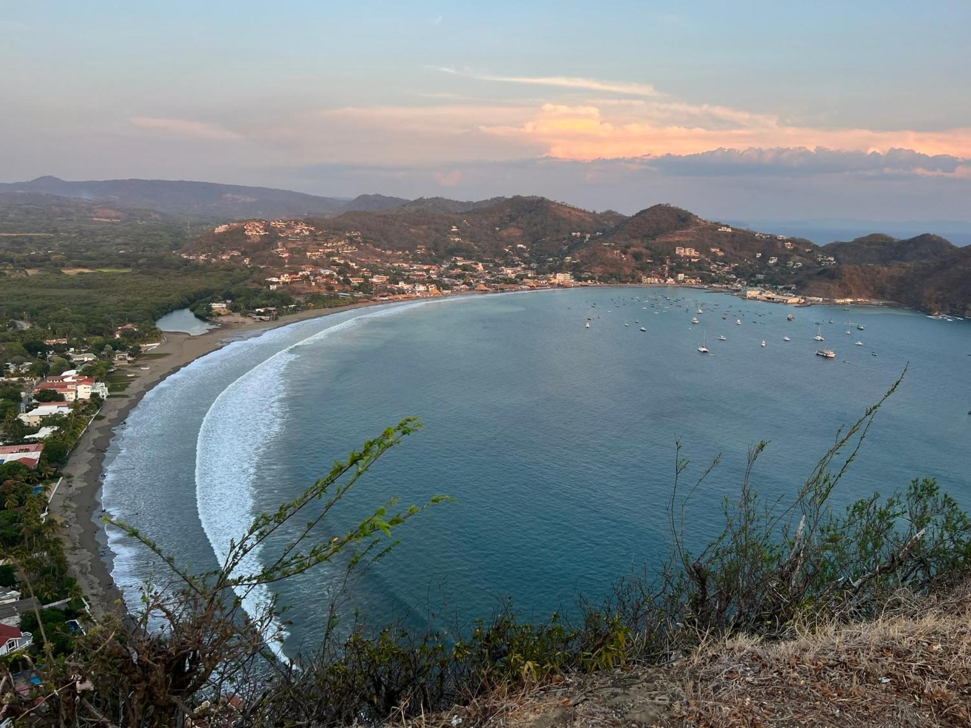 Buena Onda Backpackers Hotell San Juan del Sur Exteriör bild