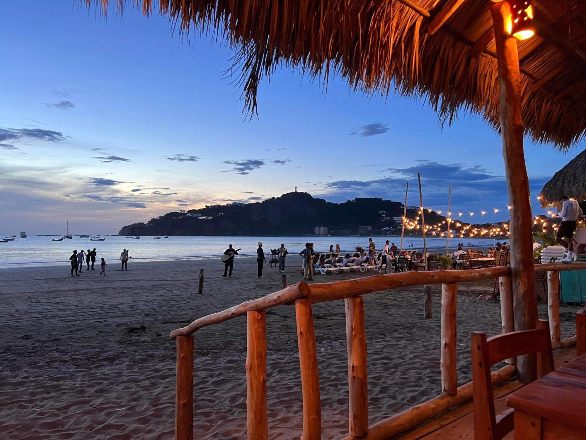 Buena Onda Backpackers Hotell San Juan del Sur Exteriör bild